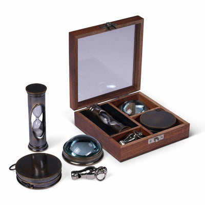 Authentic Models The Wallace Gift Box, 4-tlg., Sanduhr, Kompass, Fischaugen-Lupe, Pfeife, Holz / Messing / Glas, GB004-www.Stil-Ambiente.de-AUM0GB004